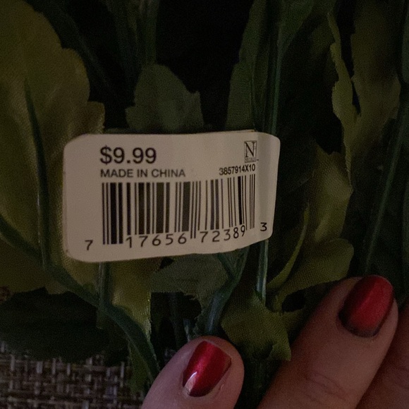 Set of 2 “simply spring” flower bushes. - Picture 8 of 9